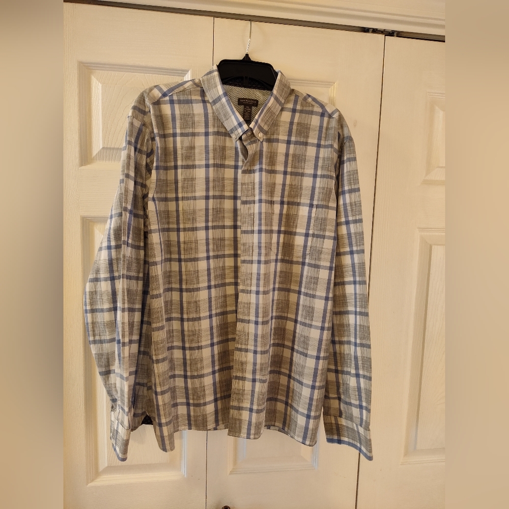 Van Heusen Never Tuck Men's Shirt